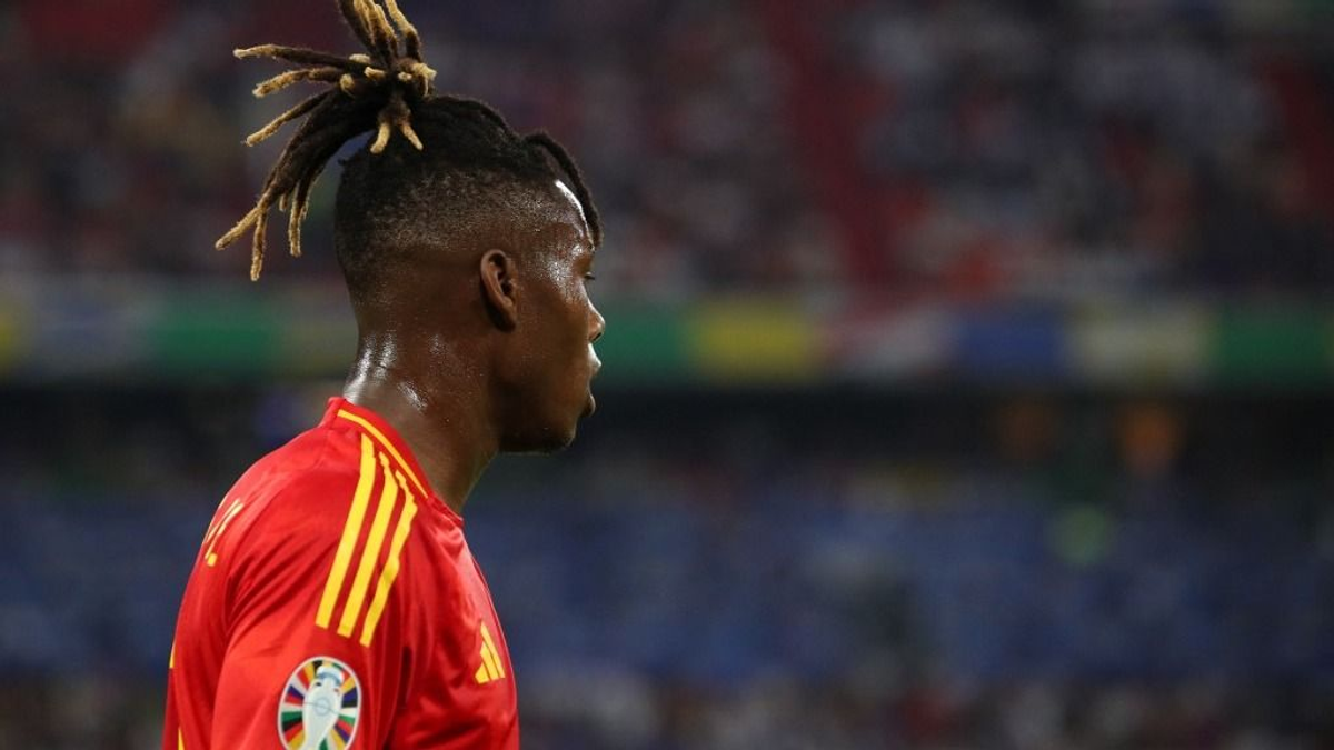 Mezítláb menekültek Európába, hazudtak a határon, így lett spanyol az Eb felfedezettje