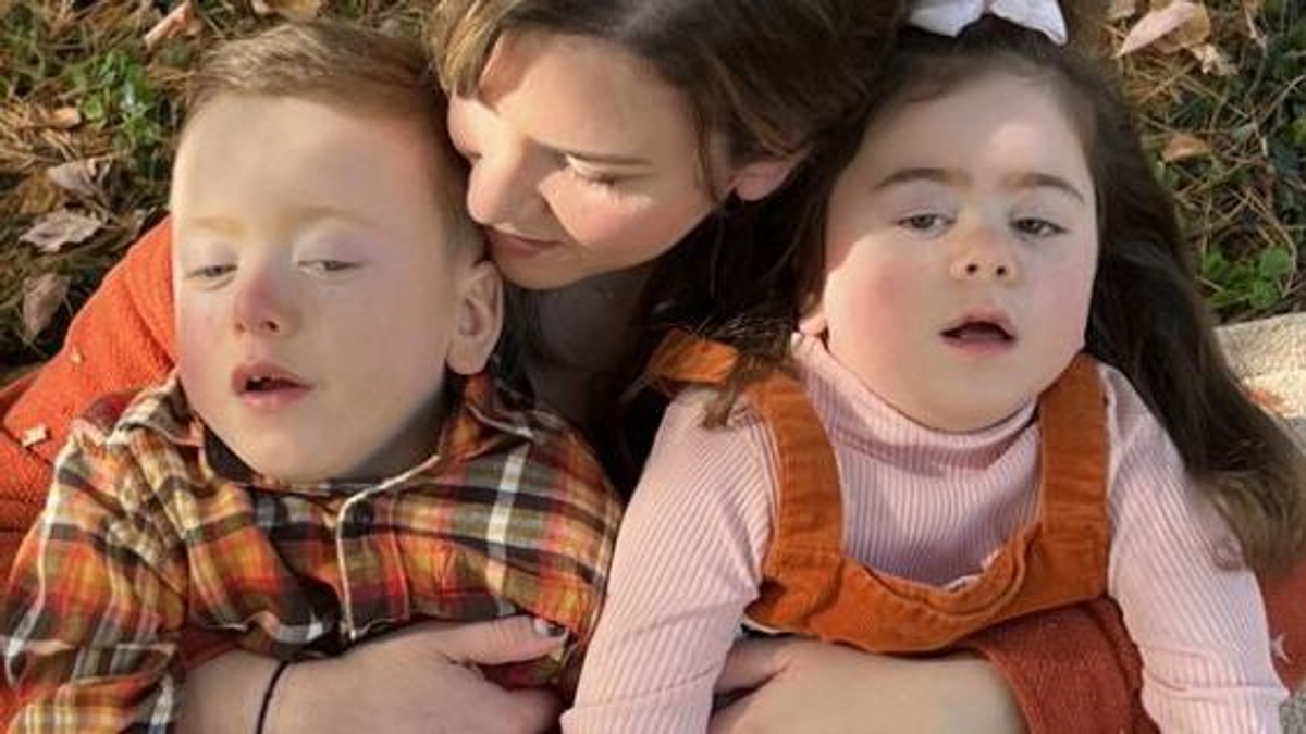 Tegnap még boldog nagycsaládosok voltunk, ma karjaimban tartva gyászolom a kicsikéimet