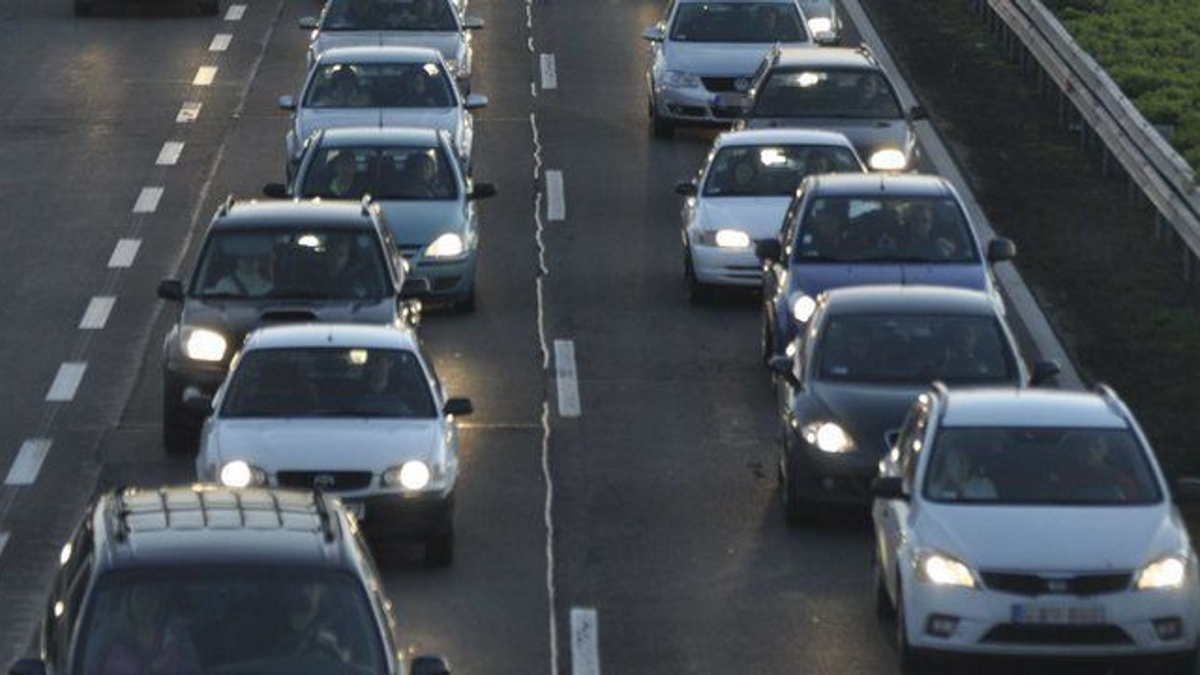 Teljes szélességében lezárták az M5-öst: moccanni sem lehet
