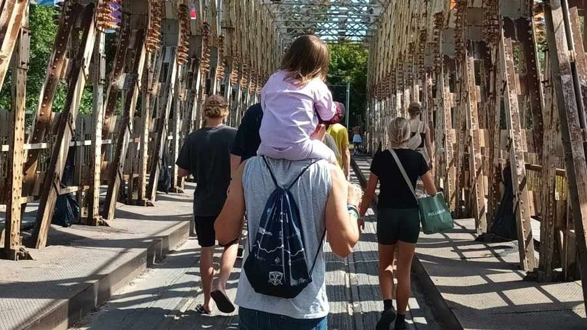 Így szigetelnek a családosok, kisgyerekkel a Szigeten