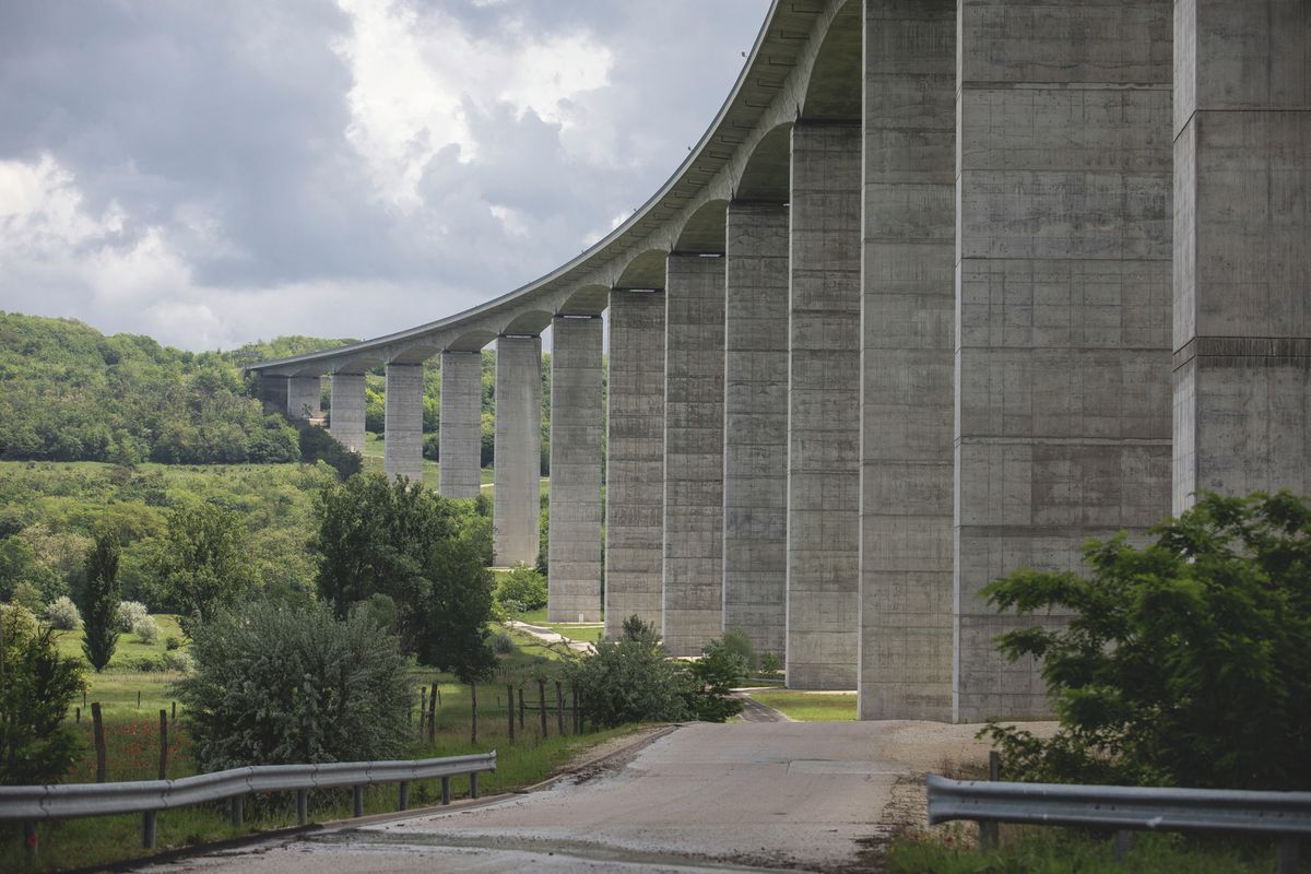 Koroshegyi volgyhid kőröshegyi völgyhíd