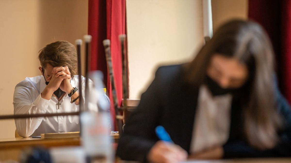 Minden érettségi vizsgán megbuktam, de most az összes osztálytársamnál gazdagabb vagyok