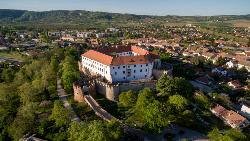 Kvíz kérdést ábrázoló kép.