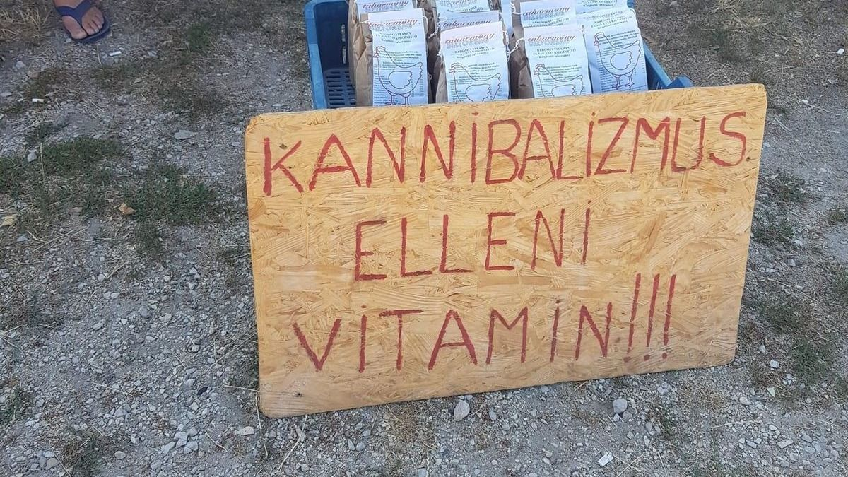 Micsoda?! Kannibalizmus ellen árulnak vitaminokat!