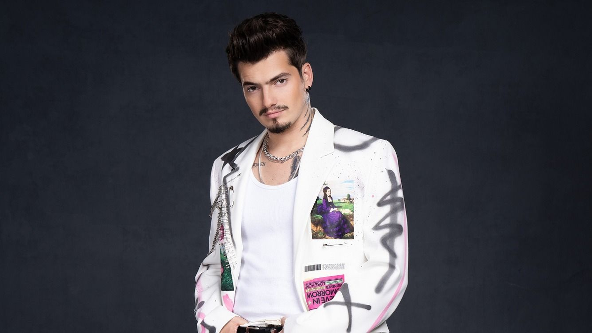 Csinos szőke versenyzővel flörtölt Marics Peti
