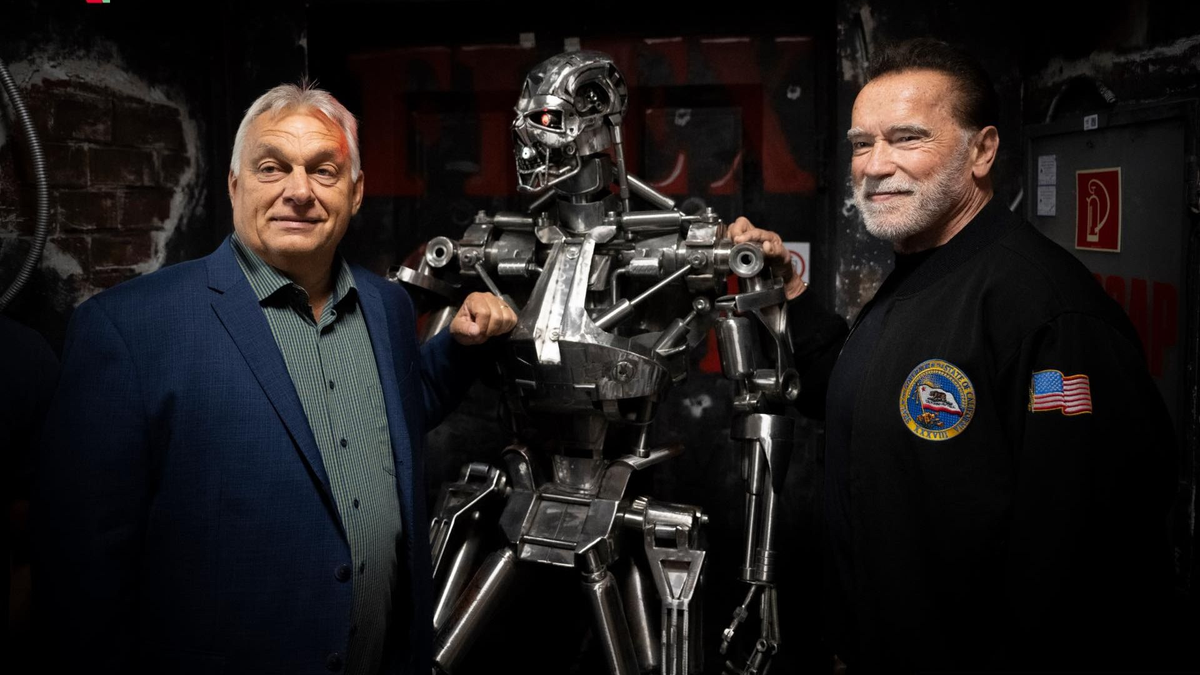 Különleges ajándékot kapott Arnold Schwarzenegger Magyarországon, ilyen nincs még egy a világon!