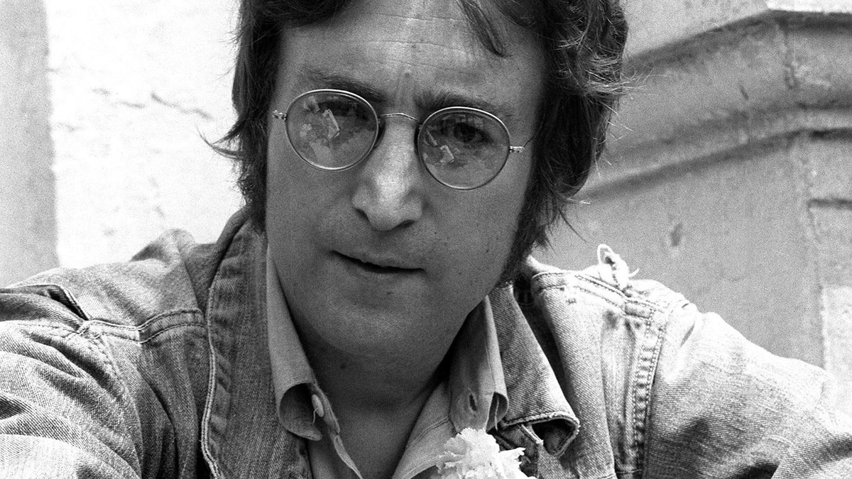John Lennon fia tönkrement apjától