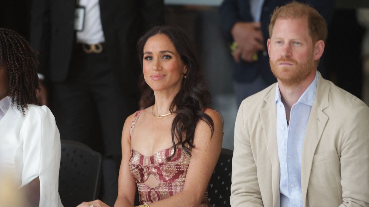 Prince Harry and Meghan Markle visit Colombia