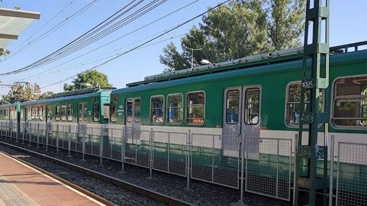 Rendőrök lepték el a HÉV-et: erre kell számítani
