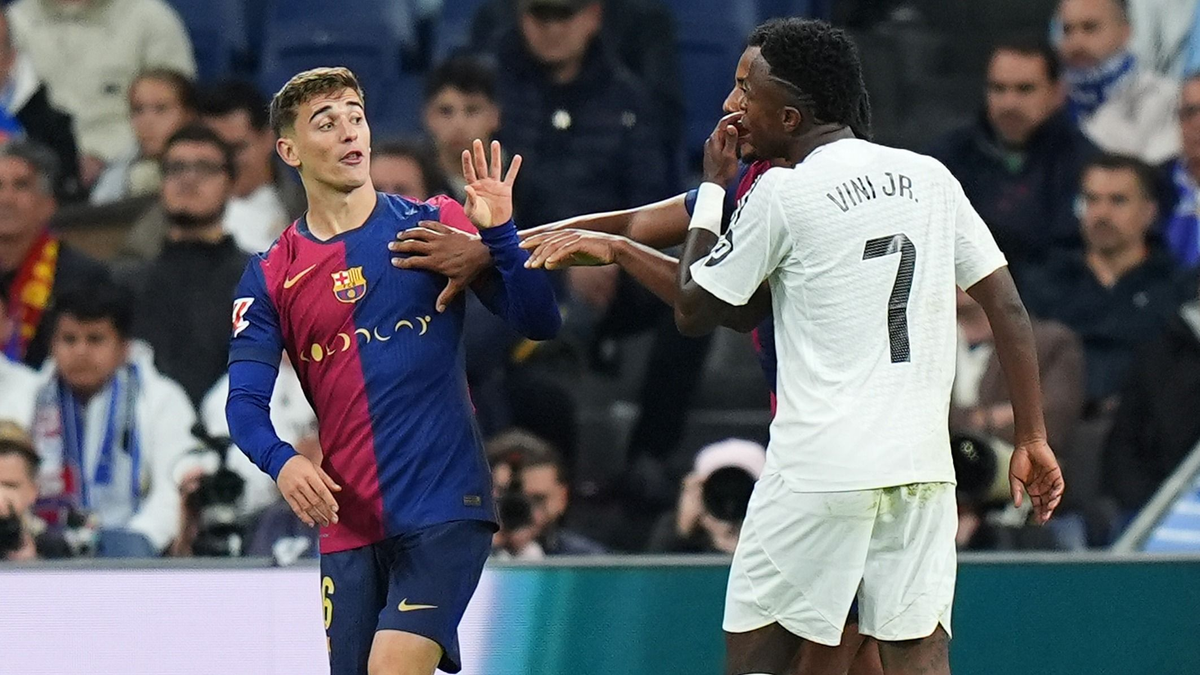 Balhés El Clásicó, mutogatással és szájkaratéval