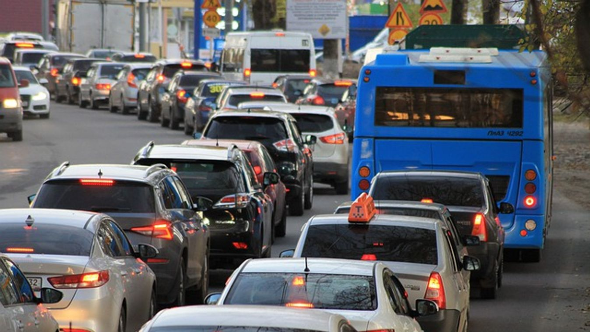 Borzasztó horrorbaleset Budapesten: motorost gázoltak, áll a forgalom