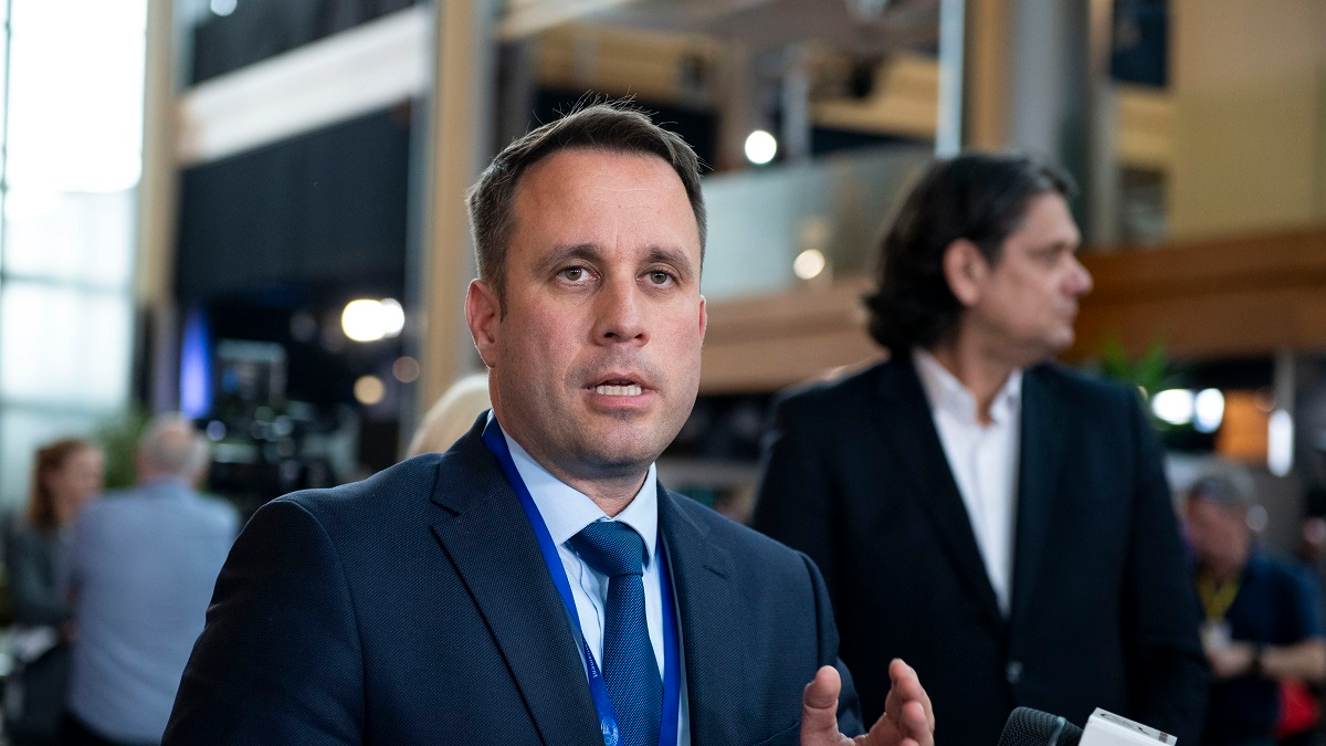 Dömötör Csaba: A Brüsszel Péter elnevezés ténykérdés