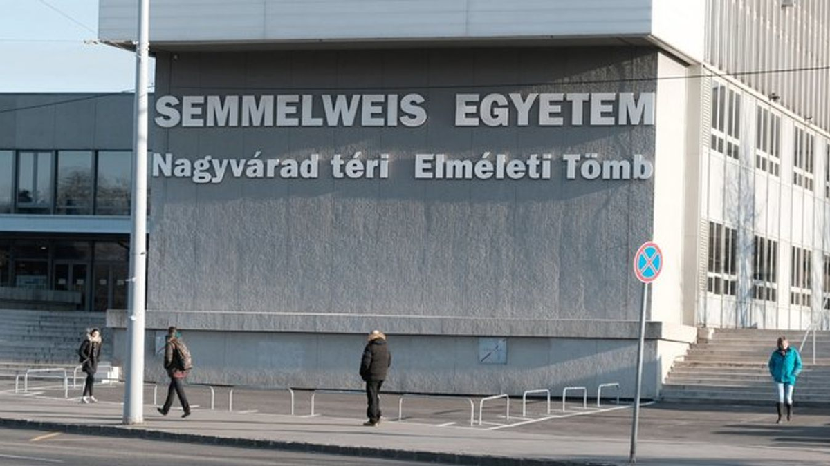 KIM: emelkedő pályán a magyar egyetemek a Times Higher Education nemzetközi rangsorán