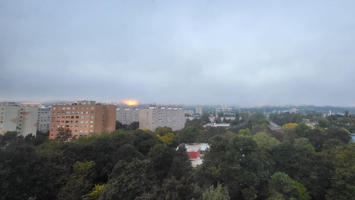 Különös jelenség rázta meg Óbudát - Fotók