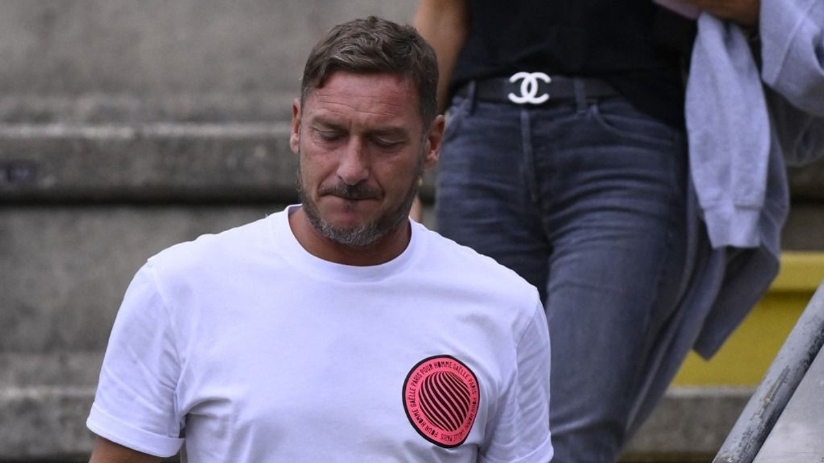 Totti a Comóban térne vissza a futballhoz