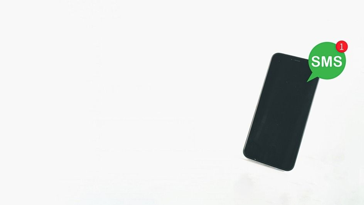 Figyelem! Adathalász sms-ek terjednek, így próbálnak pénzt kicsalni a gyanútlan címzettekből