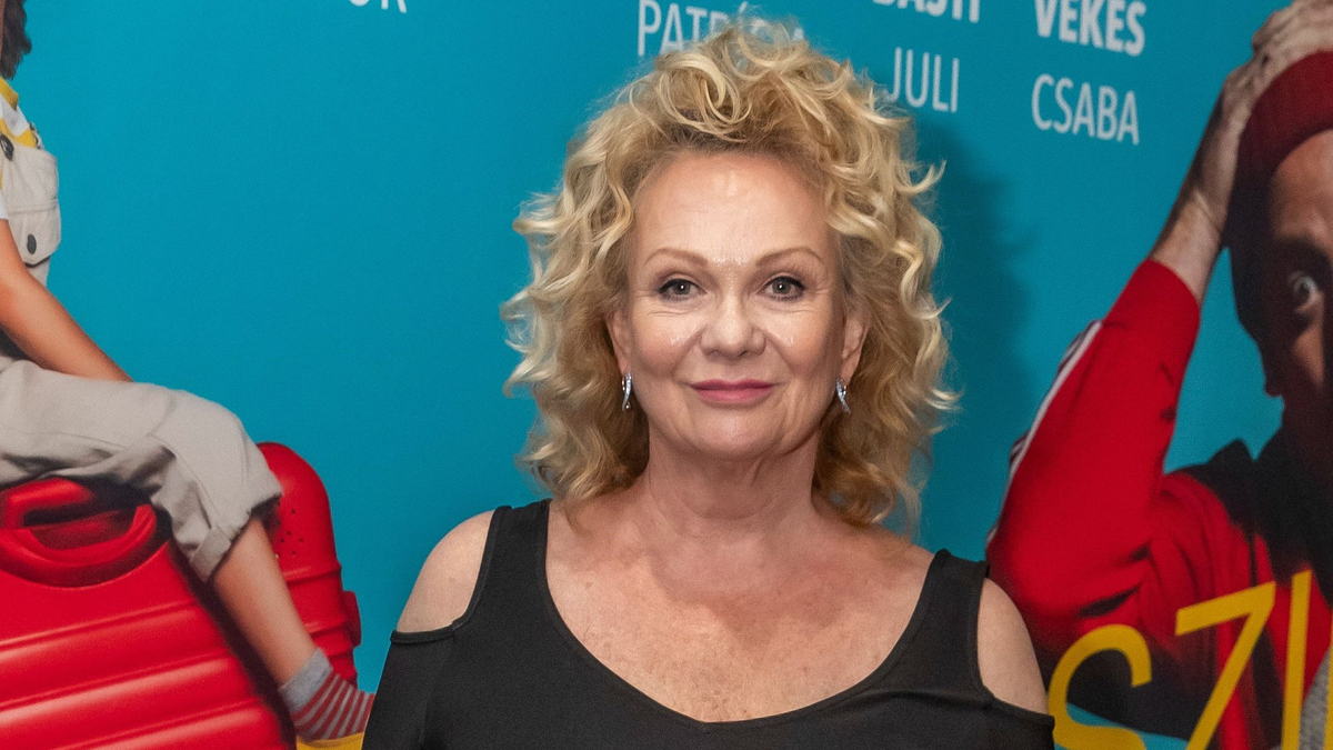 Ezt mondta idősebb szerelméről Básti Juli fia