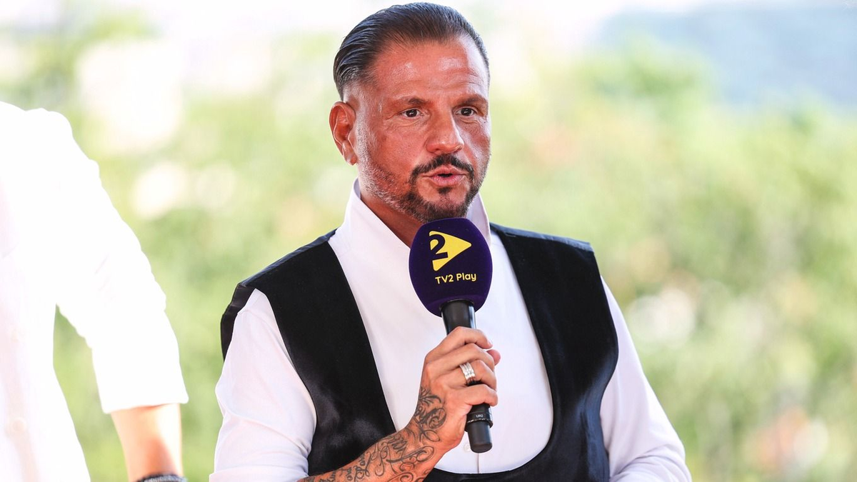 Emilio megmutatta ritkán látott kislányát