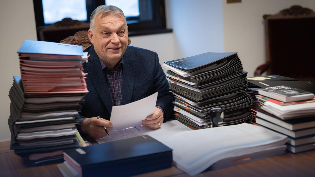 Orbán Viktor karácsony előtt „be van havazva”