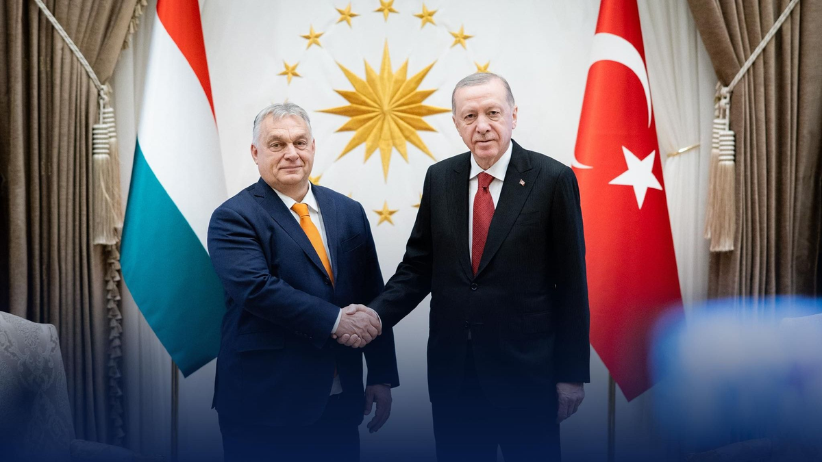 Orbán Viktor a békéről tárgyalt Erdogan elnökkel Törökországban
