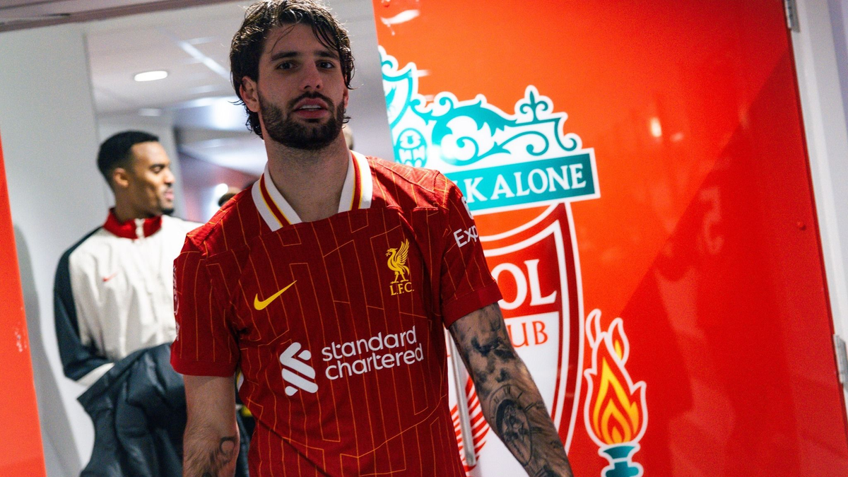 Szoboszlait helyre tették Liverpoolban