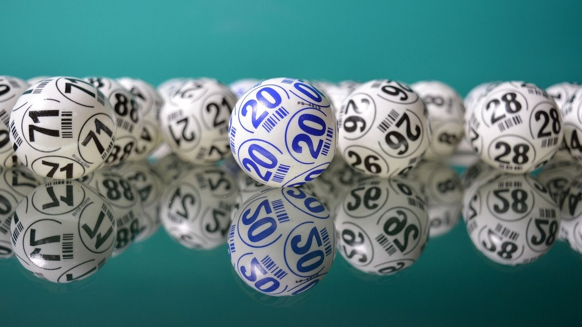 Tévedésből hatalmas szerencse: így lett milliomos egy nő