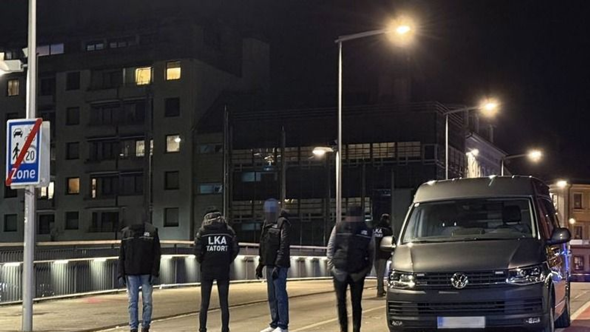 Iszlamista támadás Ausztriában, egy 14 éves gyerek meghalt