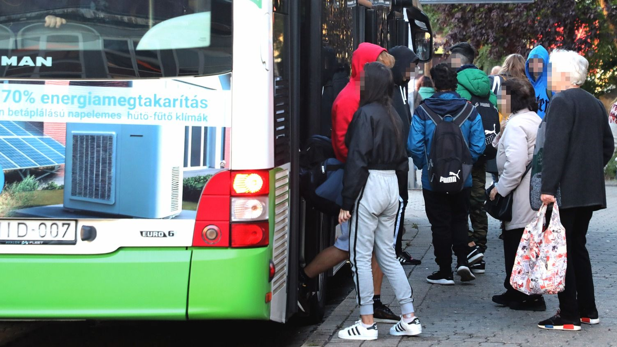 Utalványt kap nagyon sok 65 év alatti nyugdíjas