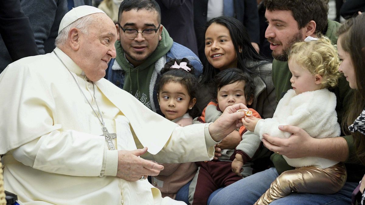 ITALY - POPE FRANCIS  DURING HIS WEEKLY GENERAL AUDIENCE IN THE PAUL VI HALL AT  THE  VATICAN - 2025/1/15