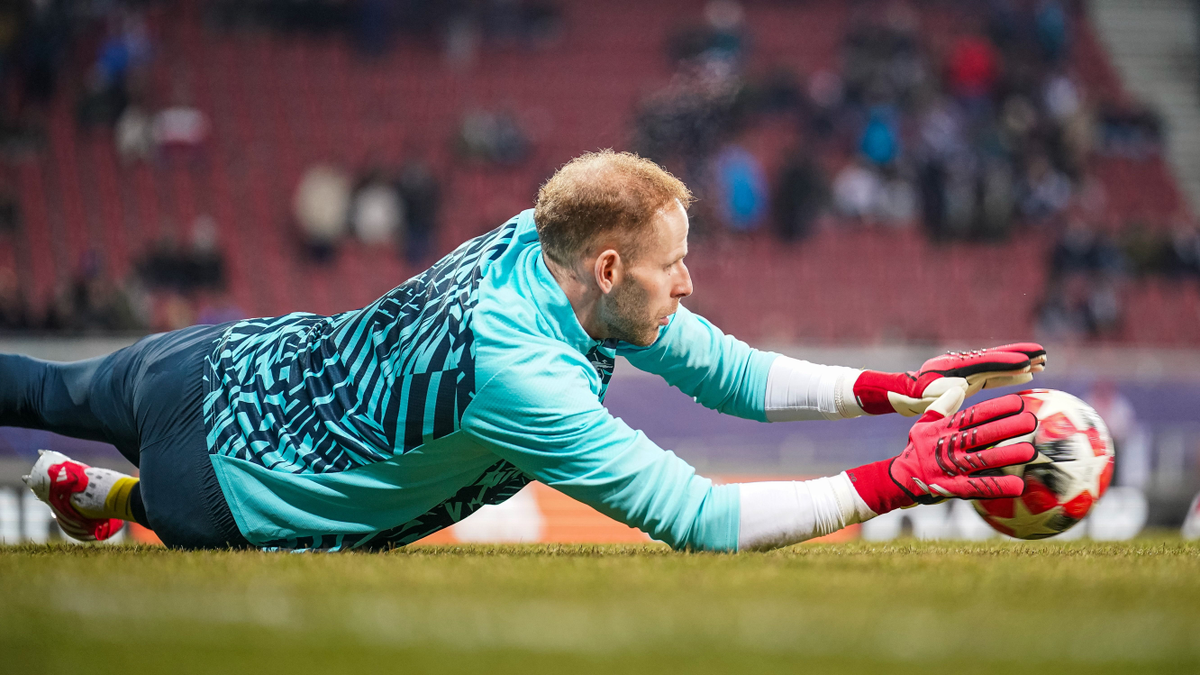 Gulácsi Péter remekelt, rajta múlt a lipcsei pontmentés