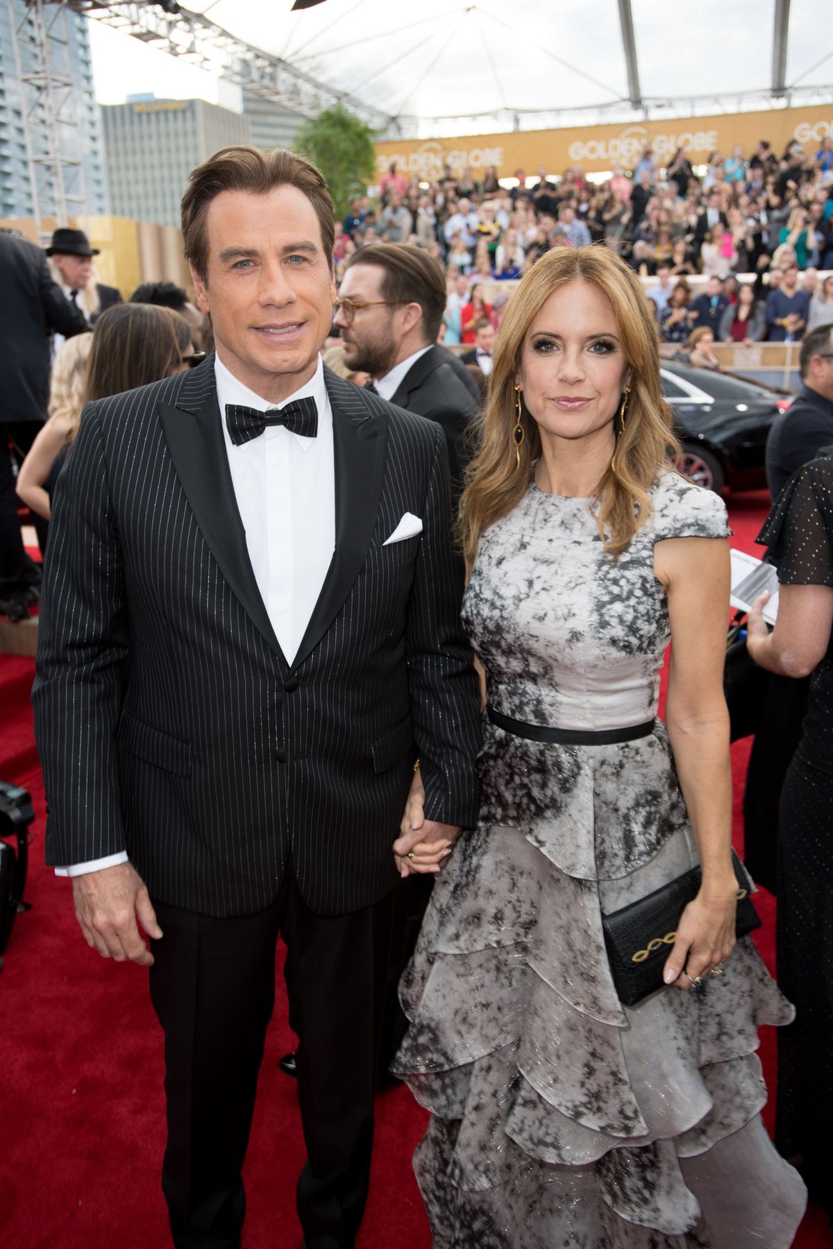 John Travolta dalt írt felesége emlékére