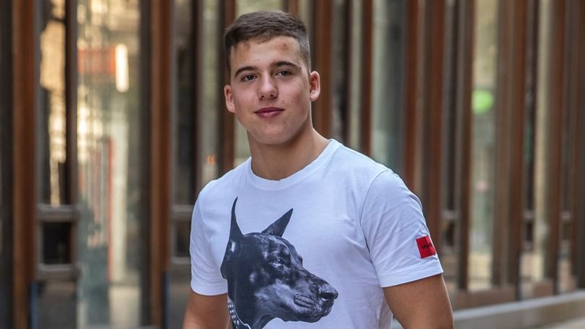 Ifj. Schobert Norbert megint bevállalta