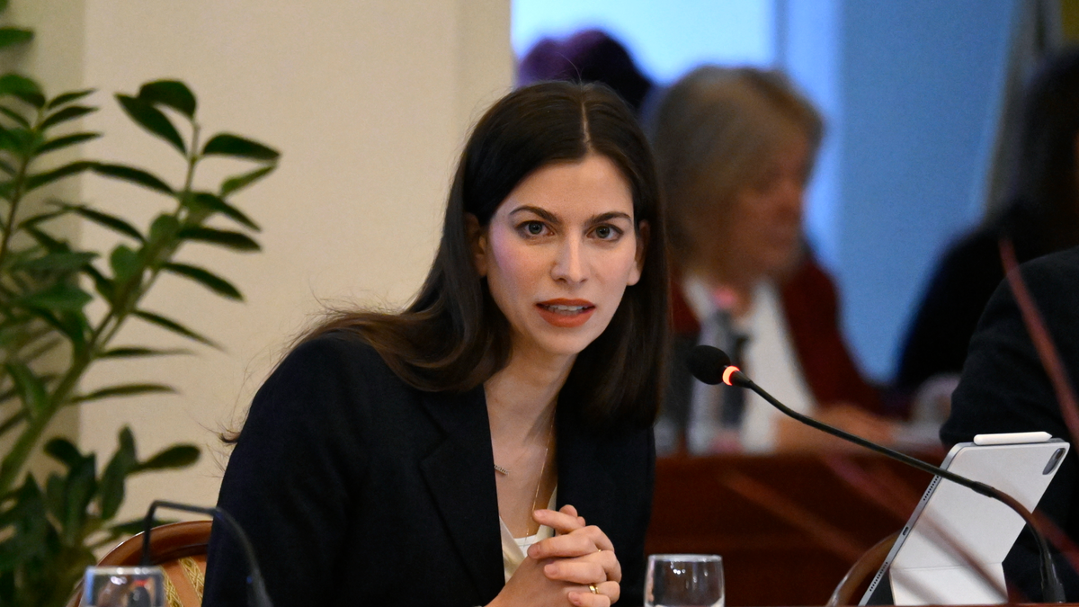 Szentkirályi Alexandra: „Brüsszel mélyen a zsebébe nyúl, ha Bódis Krisztáról van szó!” - Videó