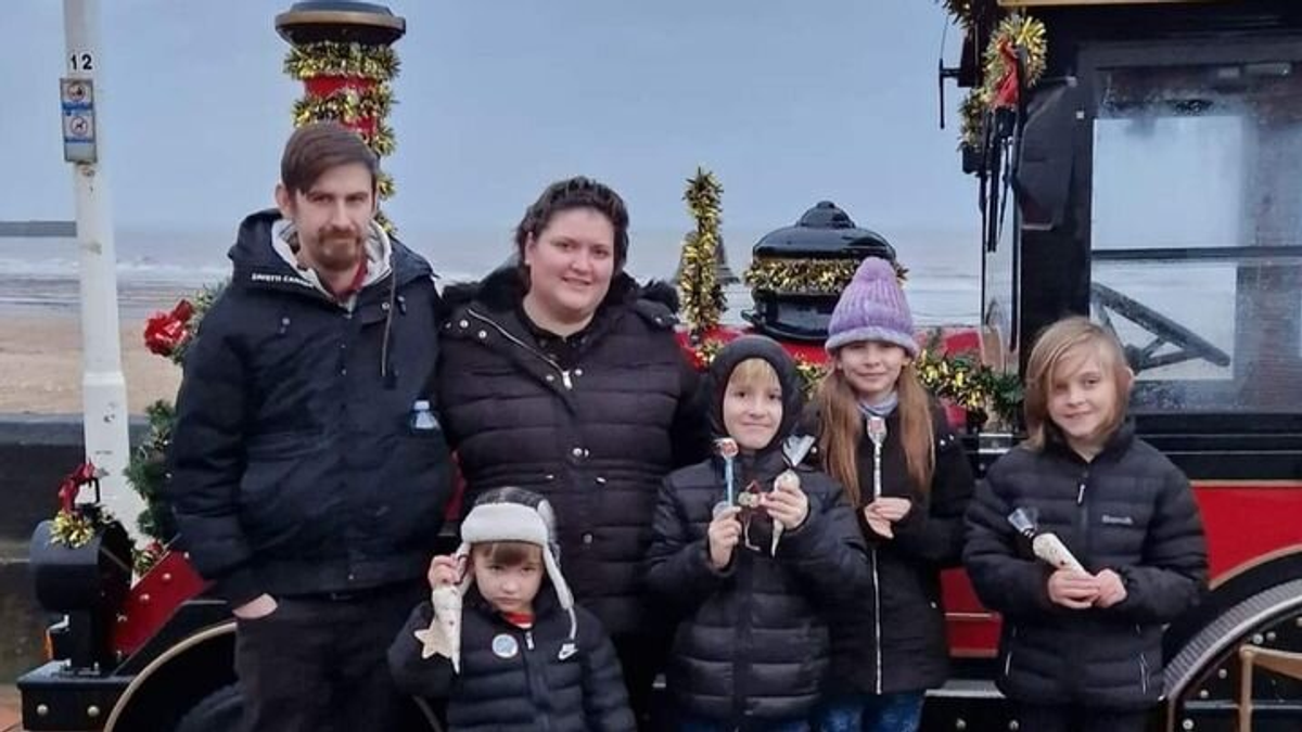 „Az orvos azt mondta, túl fiatal vagyok a rákhoz - három hónapom van hátra”
