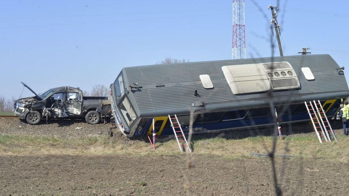 Hátborzongató: így történt a tiszaeszlári vonatbaleset – Videó!