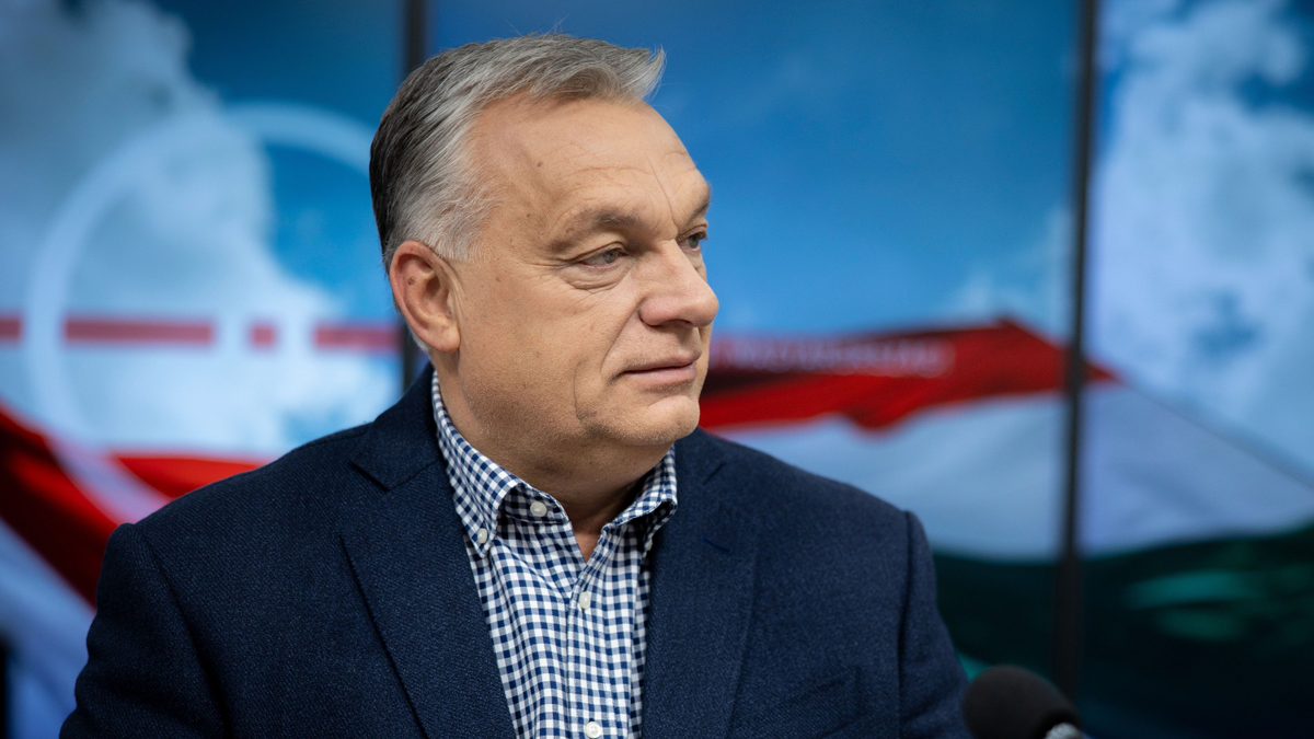 Orbán Viktor felköszöntötte Chuck Norrist! - Videó
