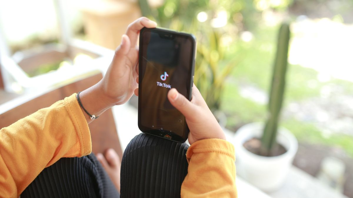 Most már biztos: olcsóbb lesz az internetezés és a bankolás is