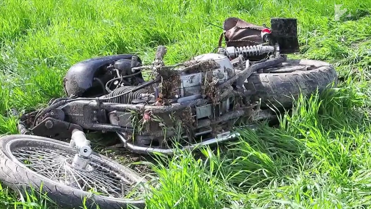 Horrorisztikus baleset Dunatetétlen közelében: órákig feküdt holtan a 43 éves motoros