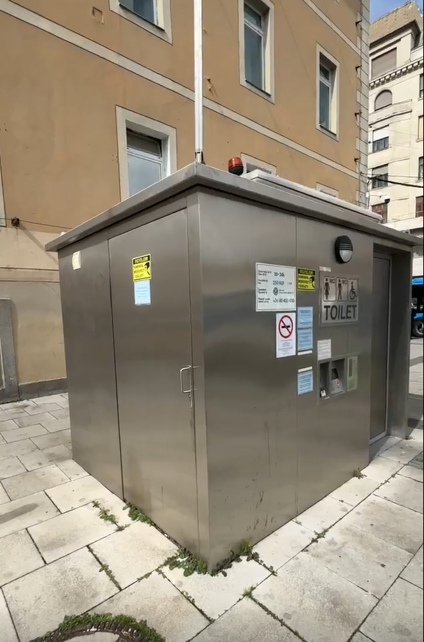  nyilvános wc Blaha