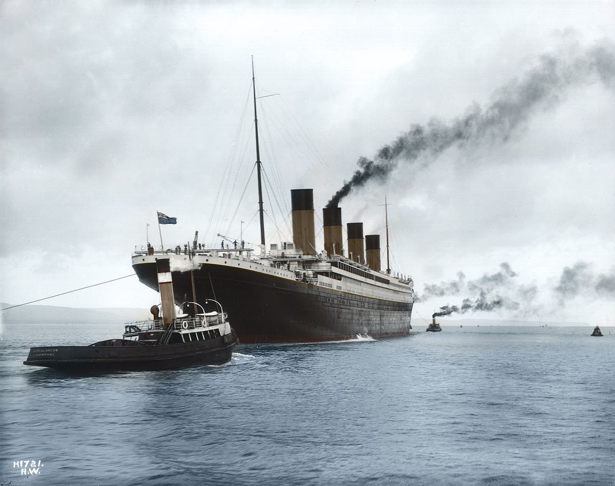 A Titanic 50 ezer tonnát nyomott. 