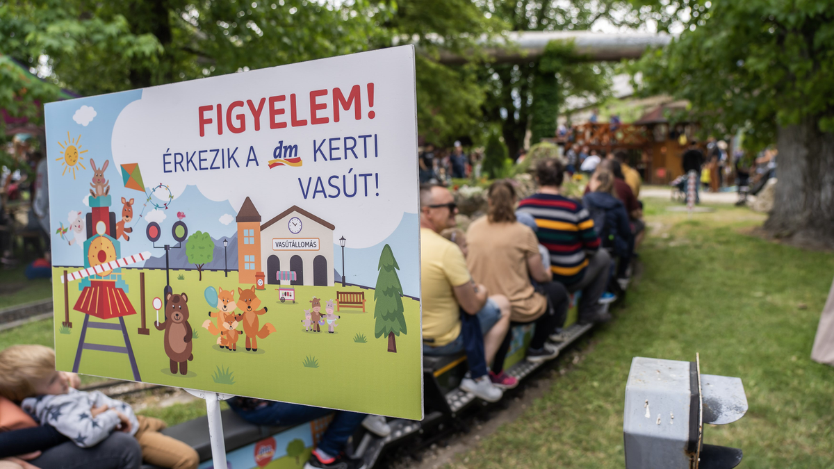 A gyermekek hétvégéjén, a dm Gyermeknapon egymást érik a szórakoztató programok a Vasúttörténeti Parkban