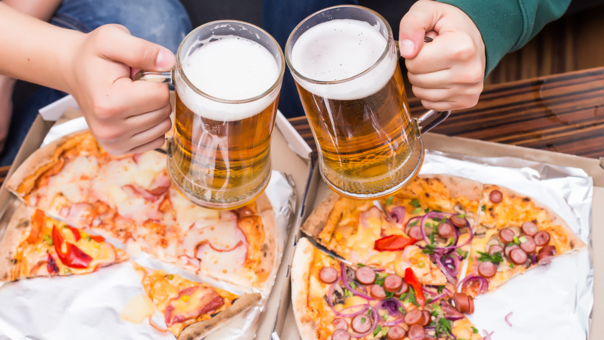 „Azt hittem, csak a pizza meg a sör a baj” – gyilkos daganat növekedett a gyanútlan férfi testében