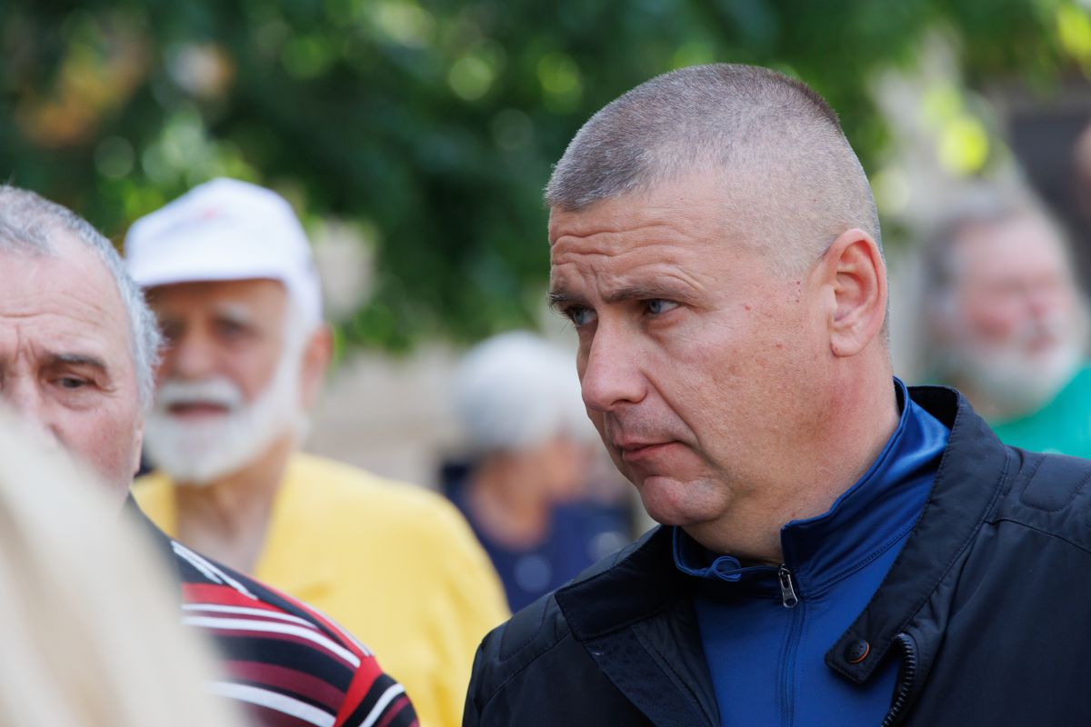 Magyar Péter Egymillió lépés a békéért és a nemzeti összefogásért elnevezésű országjárása
