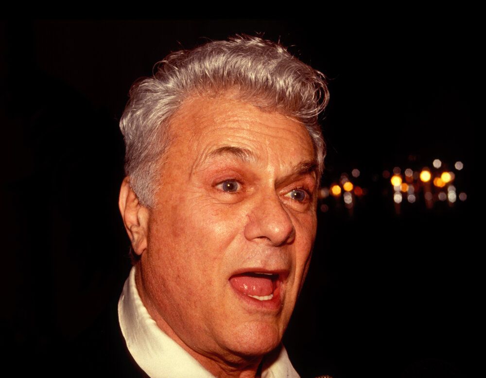 Los,Angeles,-,Circa,1991:,Tony,Curtis,Leaves,Spago,Restaurant.