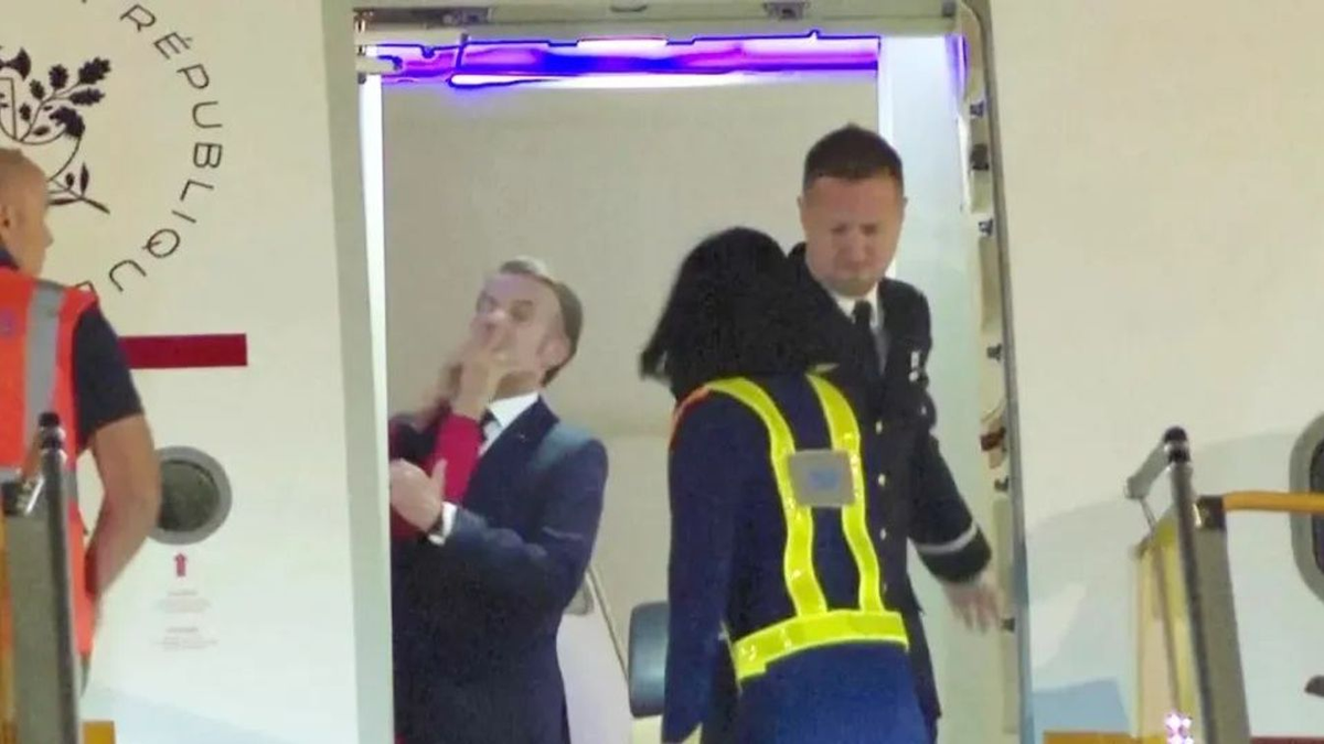 Így vágta pofon Macront a felesége