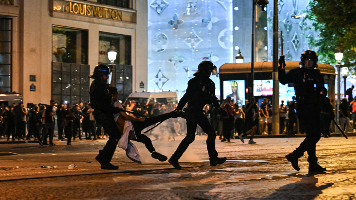 "Ez nem sokszínűség, ez anarchia!” – Figyelmeztet a Fidesz-frakció