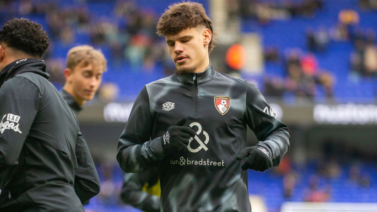 Kerkez Milos hamarosan befuthat a Liverpool csapatához