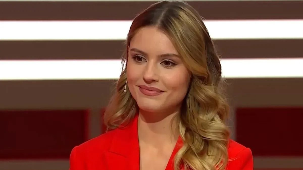 Gyűrű van, eljegyzés nincs – Veress Eszter zavarba ejtette a férfiakat