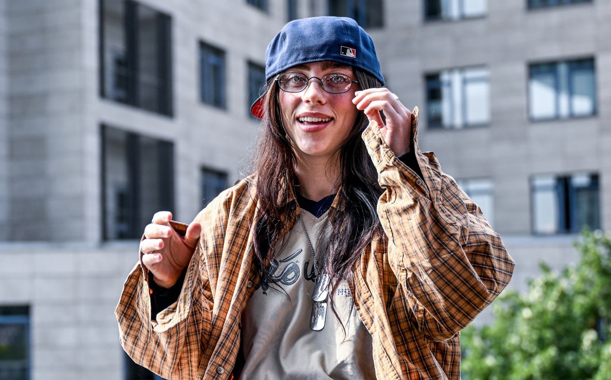 Billie Eilish leszámolt a boldogtalansággal, azt mondja, végre ő is lehet csinos lány, pedig soha nem érezte magát kívánatos nőnek - METROPOL
