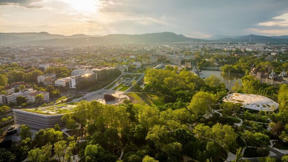Az „ingatlanos Oscaron” nyert elképesztő díjat a Liget Budapest Projekt – Videó
